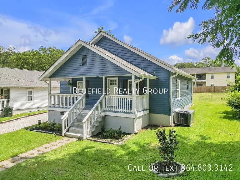 212 E Bearden St — Photo 2