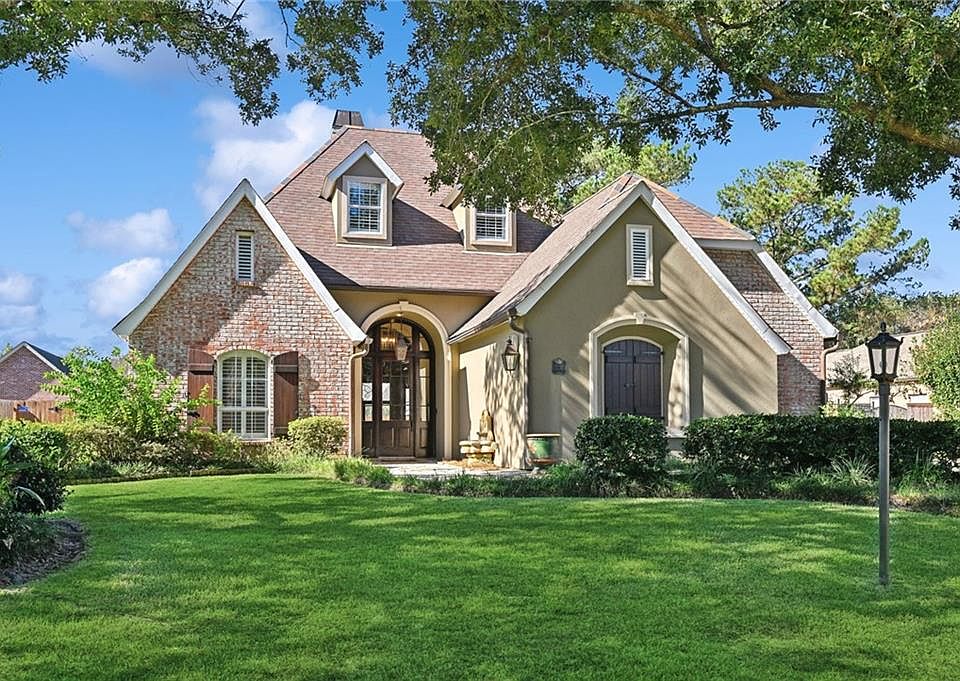 1st image of 7211 Brookwood Dr