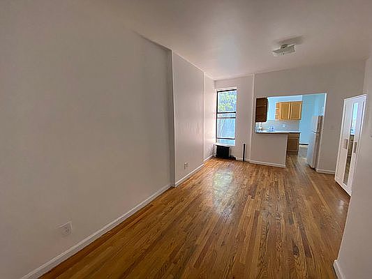 2nd image of 285 14th St #3L