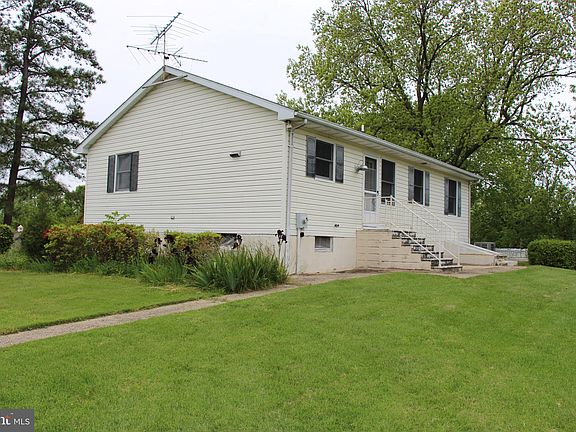 4th image of 10416 Bayside Dr