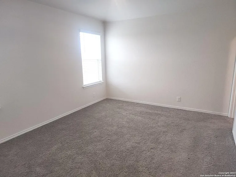 405 Middle Green Loop — Photo 6