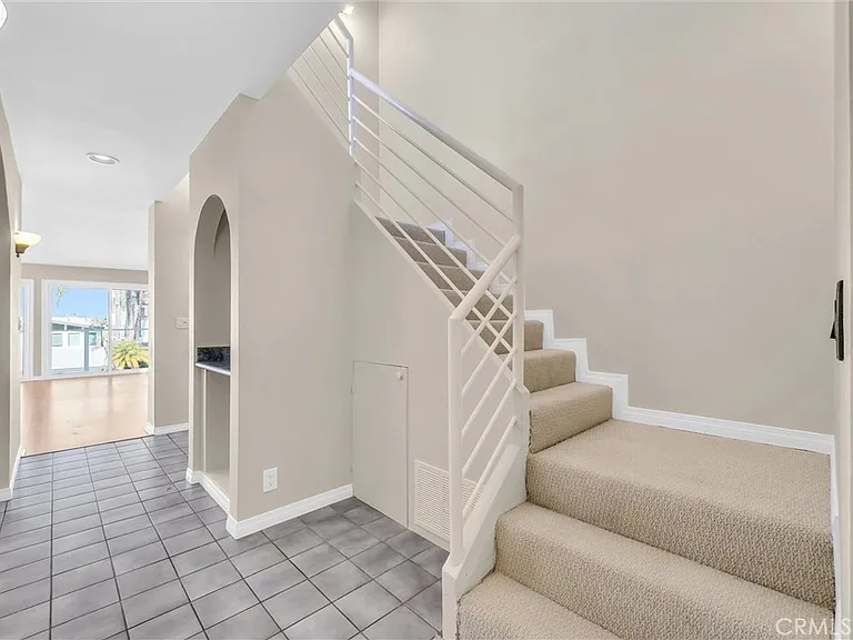 820 Acapulco St — Photo 18