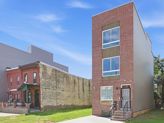 3rd image of 950 N 43rd St #3