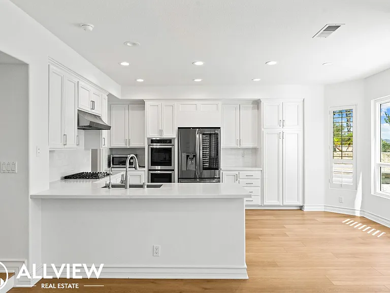15 Summitcrest — Photo 16