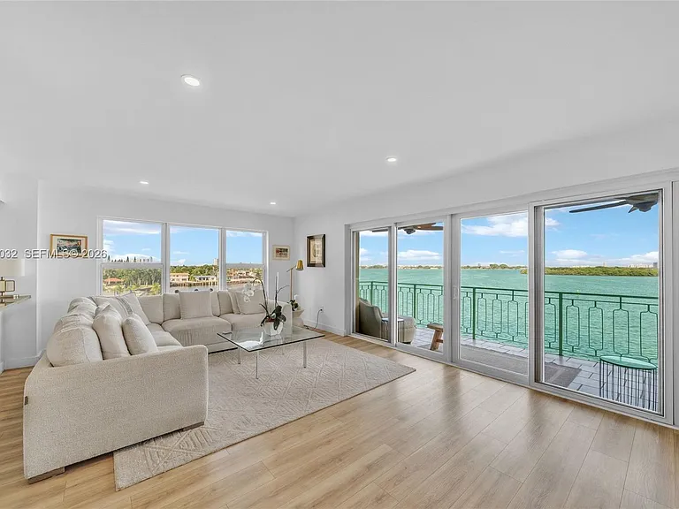 11111 Biscayne Blvd #5A — Photo 4