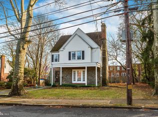 12 Golf Rd, Darby, PA 19023