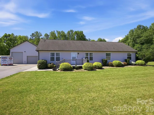 470 Westen Acres Dr, Kannapolis, NC 28081