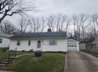 808 N Fenton Rd, Marion, IN 46952