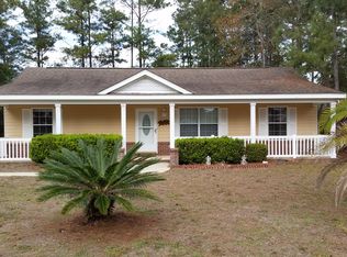 26 Meadowlark Dr, Crawfordville, FL 32327