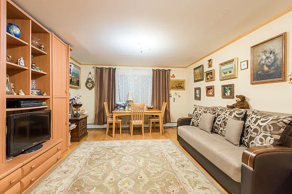 Sold by Elite Connect Real Estate | media 21