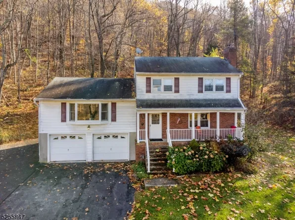 14 Butternut Dr, Vernon Twp., NJ 07462