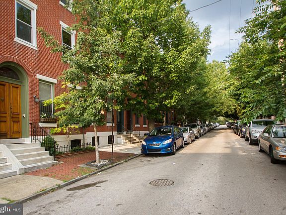 5th image of 2225 Mount Vernon St #1