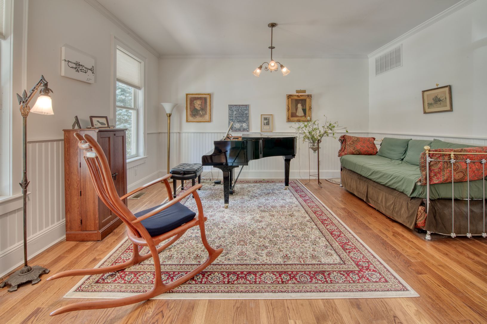 Flexible family or formal dining room