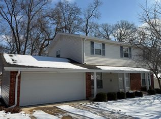 1266 Beaver Creek Rd, Chesterfield, MO 63017