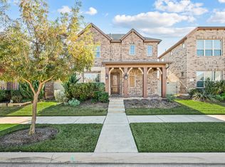 905 Plaza Ln, Argyle, TX 76226