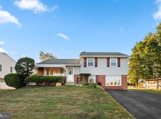 422 S Central Blvd, Broomall, PA 19008