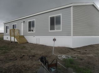 46 Grandview Dr, Glendo, WY 82213