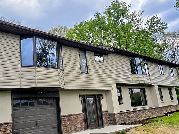 2nd image of 125 Wilma Dr