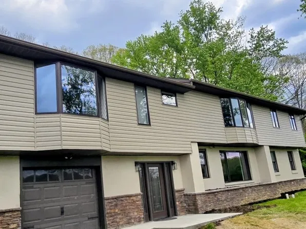 125 Wilma Dr, Apollo, PA 15613