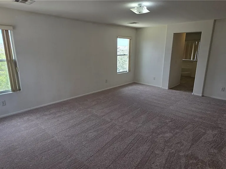 3358 Hillside Garden Dr — Photo 27