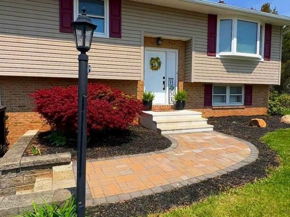 3994 Charles Dr, Danielsville, PA 18038