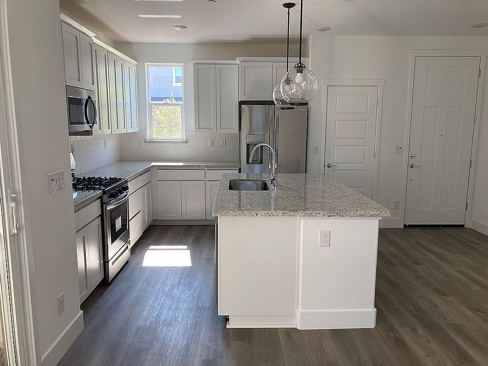 1st image of 2126 Sieber Dr