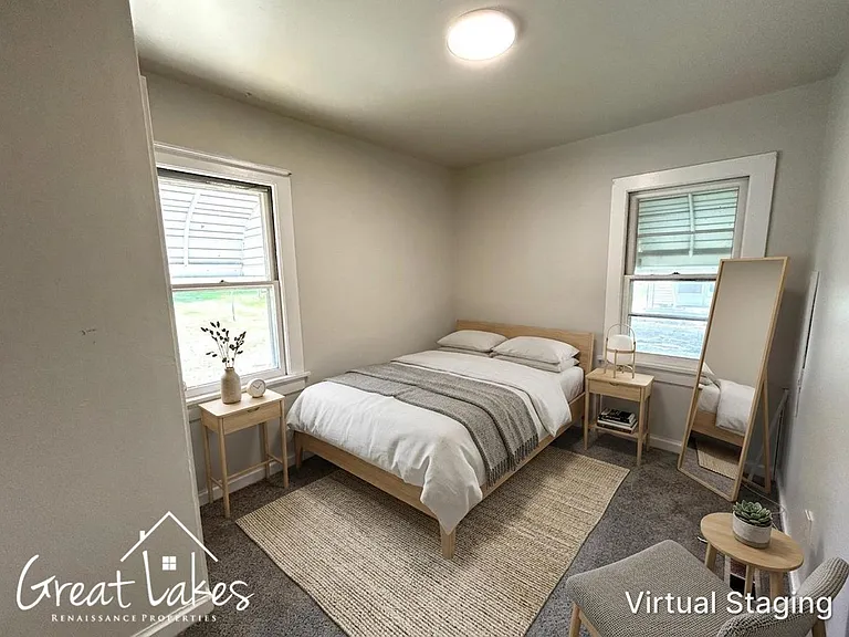 24601 Tallman Ave — Photo 4