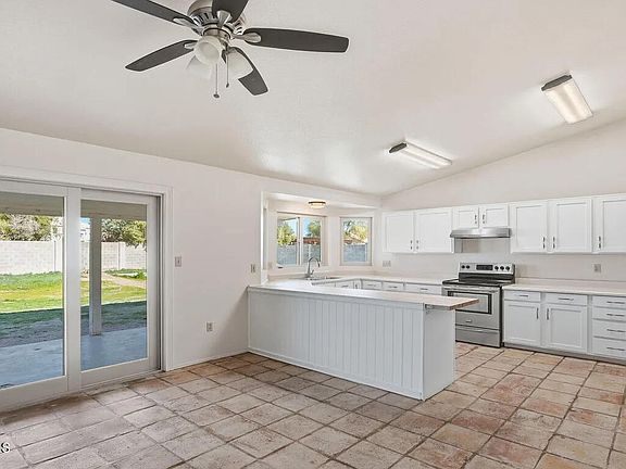 5th image of 7016 E MENLO Street