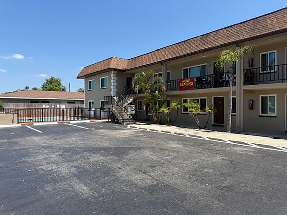 4th image of 411 S Nimbus Ave APT 3