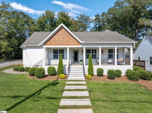 230 Potomac Ave, Greenville, SC 29605