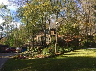 7 Holm Run, Pawling, NY 12564