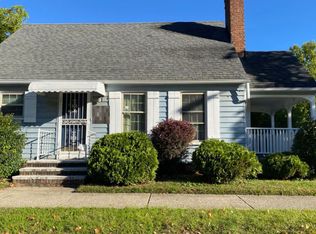 15811 Scottsdale Blvd, Shaker Heights, OH 44120