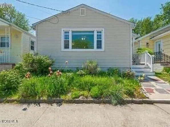 136 Inskip Avenue, Ocean Grove, NJ 07756