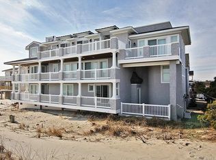 200 Jefferis Ave, Beach Haven, NJ 08008