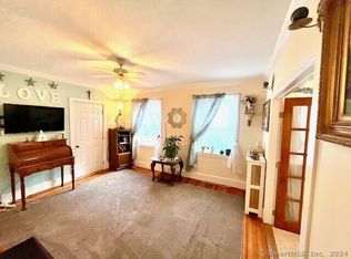 92 Rowsley St #1, Bridgeport, CT 06605