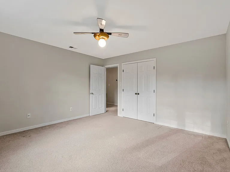 1215 Delta Glen Ct — Photo 39