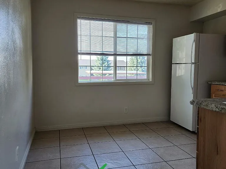 250 Carol Dr #1 — Photo 13