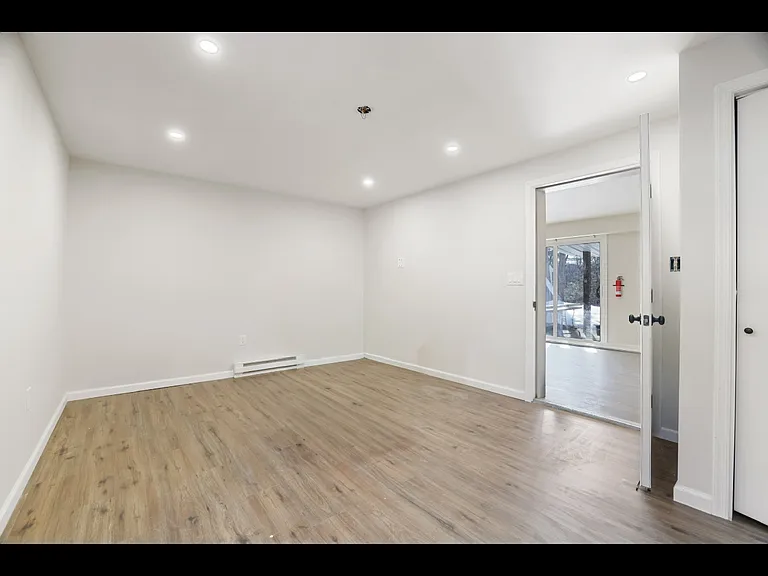 5516 Rock Ln — Photo 22