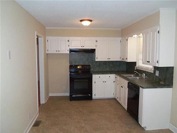 2nd image of 409 N Salem Dr