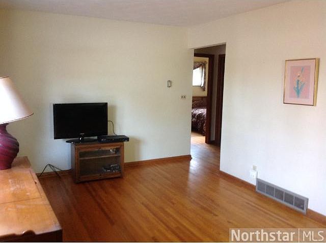 2nd image of 7463 Clayton Ave