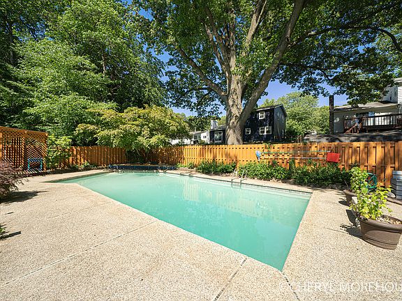 5th image of 5754 Blaine Ave SE