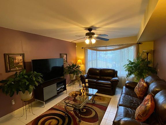 2nd image of 30 Temple Ct