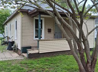 909 Cable St, Streator, IL 61364