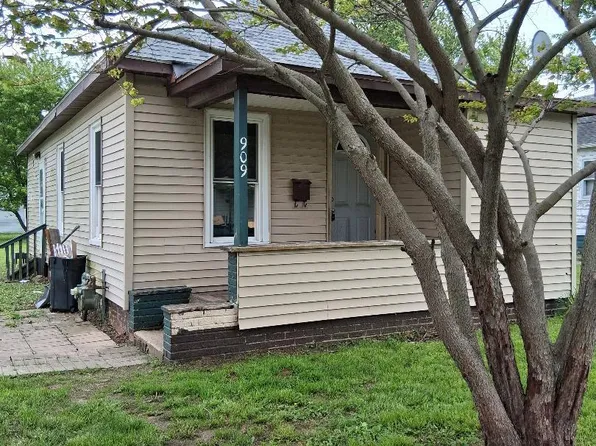 909 Cable St, Streator, IL 61364