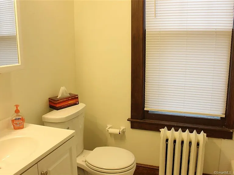 16 Woodland St #1 — Photo 11