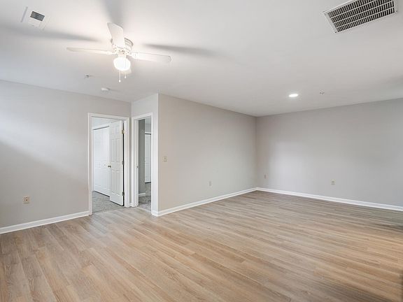 3rd image of 138 E Antietam St APT 103