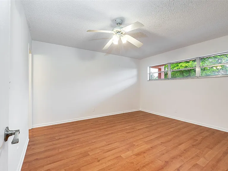 8940 S Hollybrook Blvd #307 — Photo 10