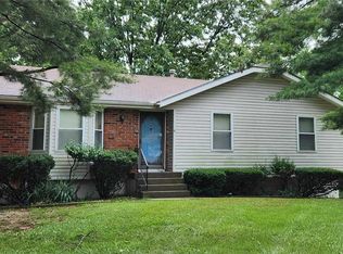 7120 N Shannon Ave, Kansas City, MO 64152