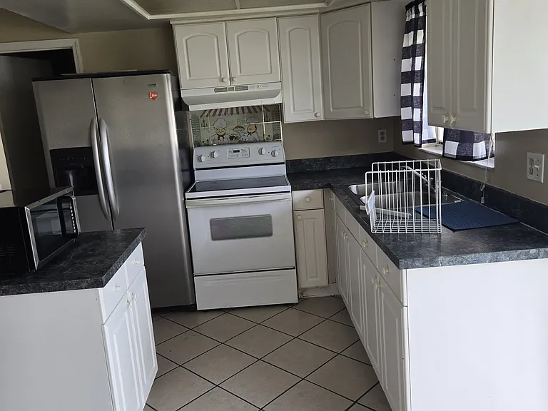 11049 Blackwell Way — Photo 2