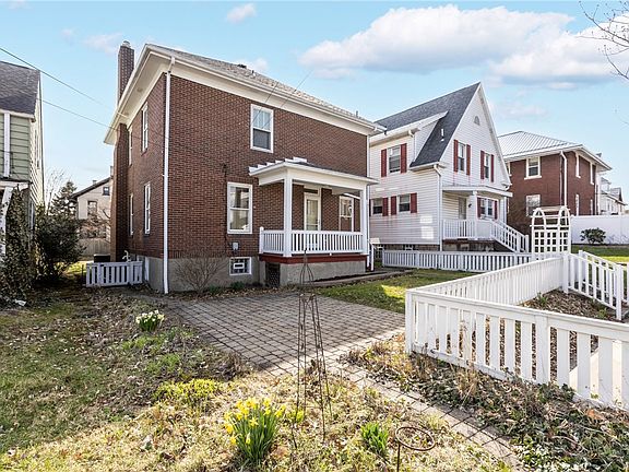 2nd image of 527 Vine St